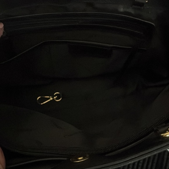 Calvin Klein Leather Medium Sachel in Black and White with Gold Hardware. - Picture 5 of 10